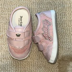 Juicy Couture - infant shoes
